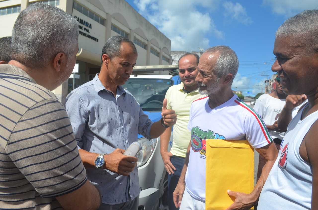 Camacã: Prefeito Interino Paulo do Gás participa de Homenagem a Mestre Medicina